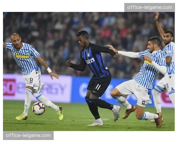 沙特禁区触球449次亚洲第二 雷纳德中场活力数据解读