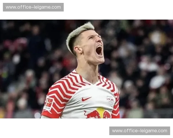 谢什科头球能力成为新武器 曼联定位球战术因此丰富