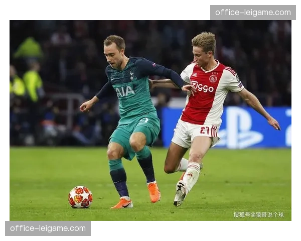 热刺进攻体系调整迫在眉睫 索兰克髋部小伤有望对阵森林时回归 热刺进攻体系调整迫在眉睫 索兰克髋部小伤有望对阵森林时回归